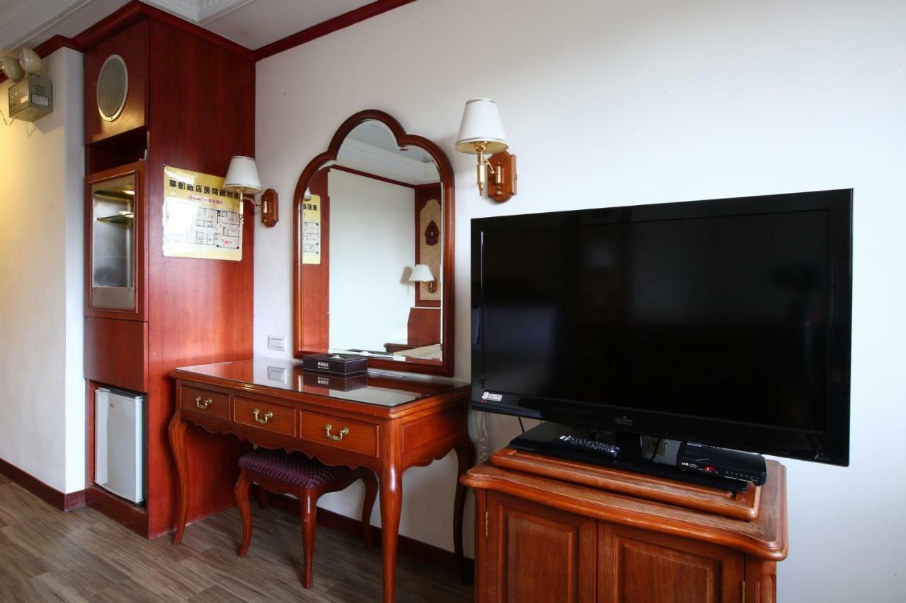 Hua Du Hotel Ťi-lung Exteriér fotografie